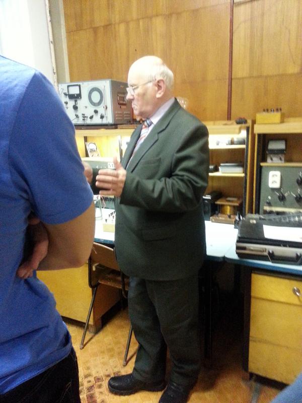 TurboZitars's tweet image. Šodien zaļknābjiem rādiju, ka man tik liela vafele. Šie netic. Pienapuikas.