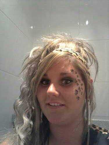 Arianne Johnson on X: "cavewoman #dressedup #cardiff #cavewoman #makeup # hair #rockedit http://t.co/UWiqGDJx" / X