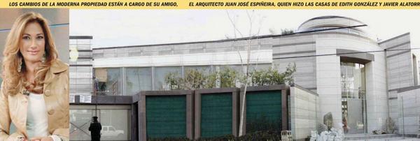 lNTelevisa_com's tweet photo. DESCUBREN Mansión de 30 Millones de la Periodista @Adela_Micha
http://t.co/3Ii65je8
 https://t.co/VcMU1bEM