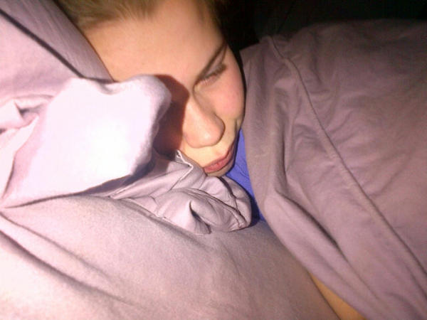 TessCampbell's tweet image. I love my bed #cometoschoolwithme #socomfy