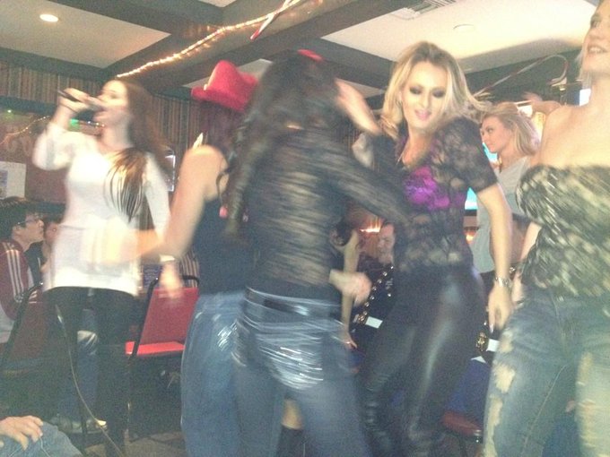 Watch Ana Tuesday's leaked NSFW photo on TwXstars