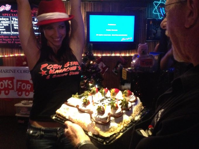 Watch Ana Tuesday's leaked NSFW photo on TwXstars