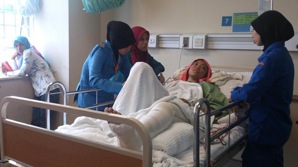 JPAMSlimRiver's tweet photo. sorng bekas student JPA3 UPSI yg terlibat dengan kmlngn jln raya..same2 lah kite doakan semoge beliau cpat semboh..amin http://t.co/jt2dMFpr