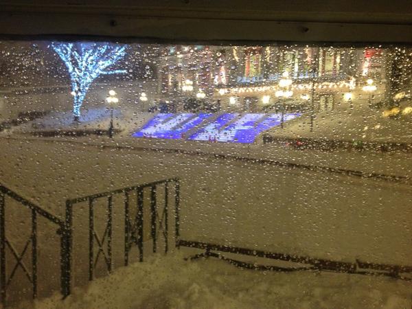 20kdotca's tweet photo. 20k brave the snowstorm @quebecadabra http://t.co/g4HgZNmW