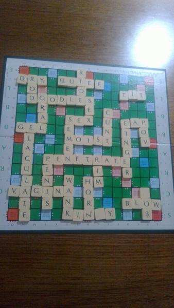 GarethColledge's tweet photo. Nice clean game of Scrabble. #ImLying http://t.co/588poghv