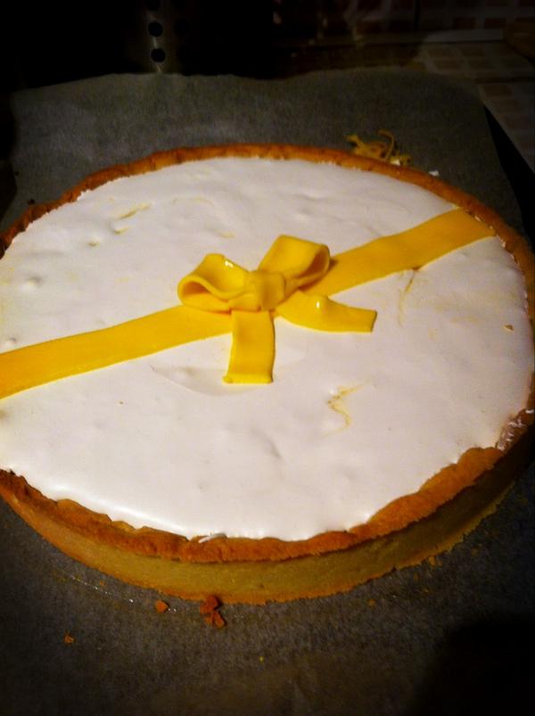 laureanat's tweet image. @CerfDellier quand la pate de sucre sauve ma tarte au citron de sa meringue ratee ...
#almostfailed