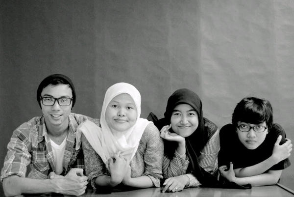 puspagusti's tweet image. Cc: @billionnay @ganisga *bangari #studioclass