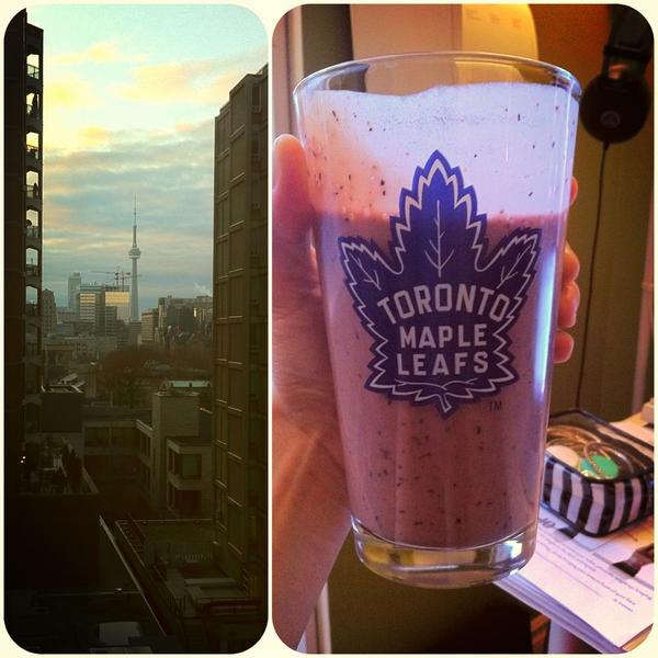 rebeccaTIU's tweet image. Good morning, beautiful :) @ToneItUp #MembersChallenge #Toronto