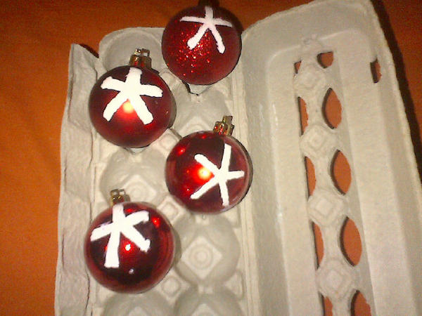 JennAnnis's tweet image. @KathyBuckworth I made my friends at RIM BlackBerry splat ornaments this year. #PCpointer