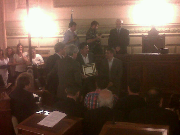 Otro homenaje al "20":el Bichi fue distinguido por la Cámara de Senadores de la Provincia de Santa Fe. Orgullo sabalero