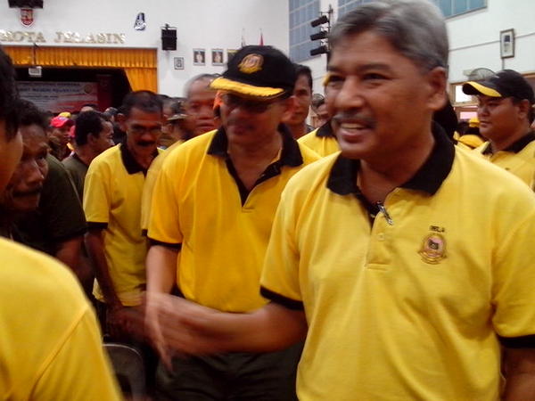 Berakhir sudah penutup mjlis gotong royong IM4U @kp_rela <a href="/aizamdaud_rd/">NOR AIZAM DAUD</a> <a href="/zeekay15/">Kucing Gebu</a>