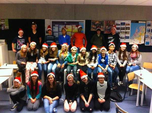 misskruizinga's tweet image. #1hE  kerstlunch!