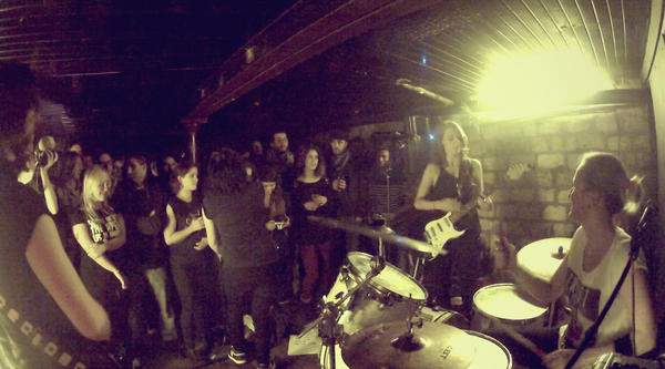 TinyTerrors's tweet image. Live from stage !