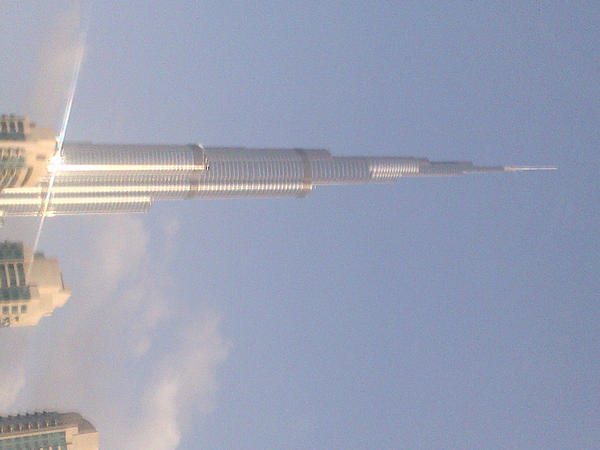 Burj Khalifa! Seeing the world as @trivelles reaches new heights! #dubai #business #opportunities