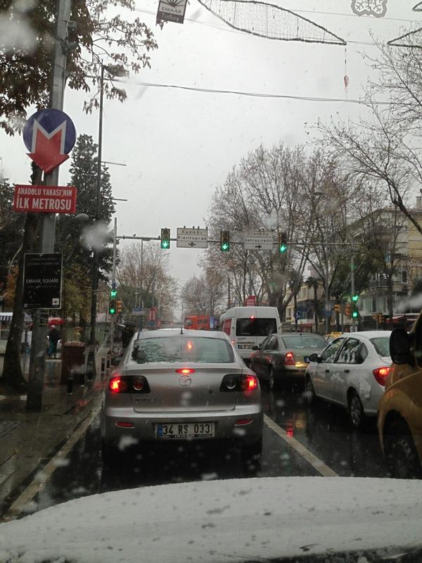 iCadde's tweet image. Bağdat caddesinden kış manzarası...