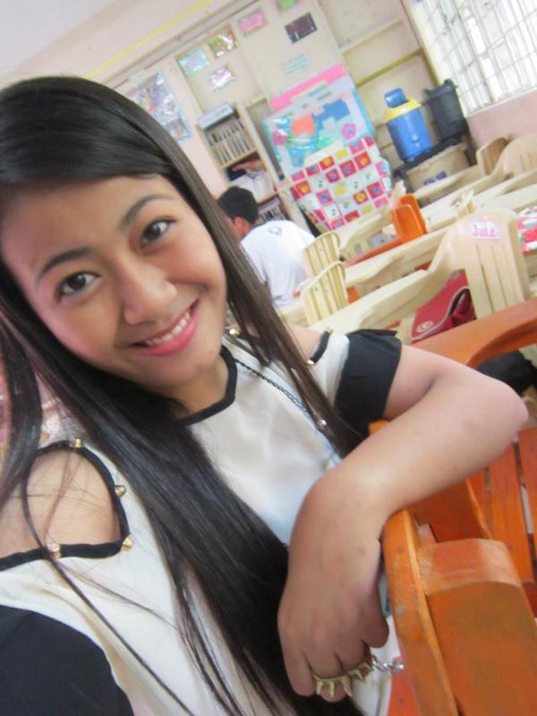 viseyrhenna's tweet image. Hahahaha eh? #adddescription