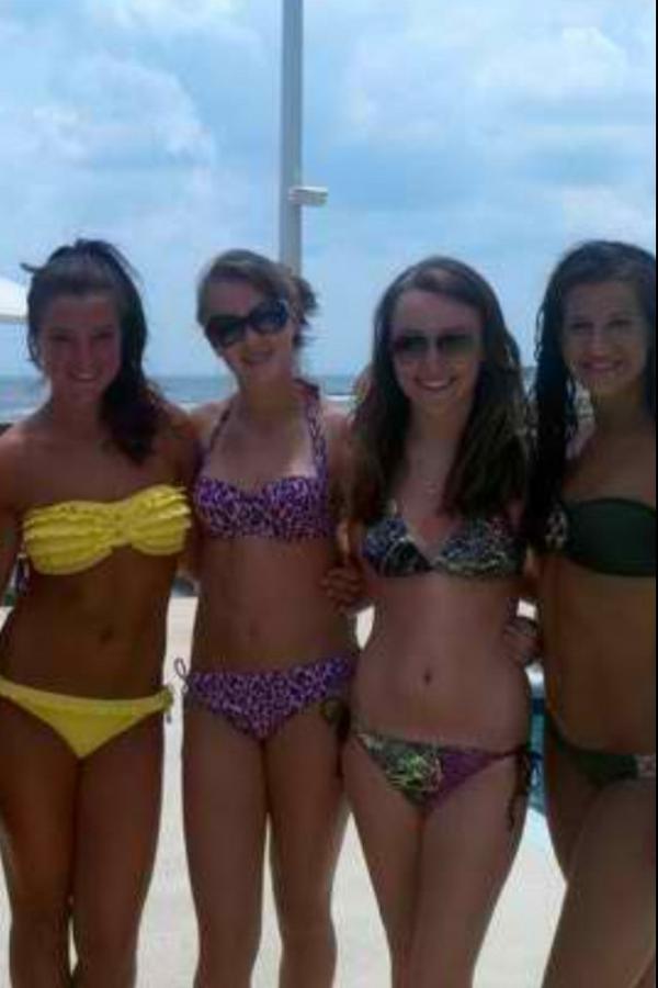 ah_lexuss's tweet image. @HaleyLaww @avellli @Erica_Wilk13 lookie what I found #throwbackforsure #wowza