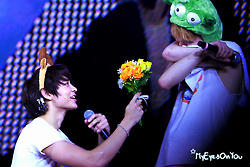 SHINee_Kuwait's tweet photo. CUTEST THING EVERRR.  ♥ http://t.co/yD5AEvnw