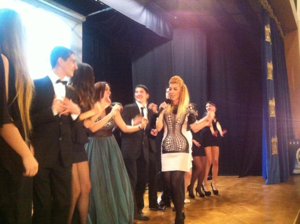 A-lYQFICcAAMGfu.jpg:large