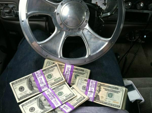 PimpinBrandon's tweet image. lover