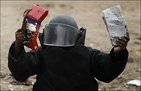 FormrlyKnown_As's tweet image. Me after I successfully answer a suspicious question a girl asks me. #BombDefused