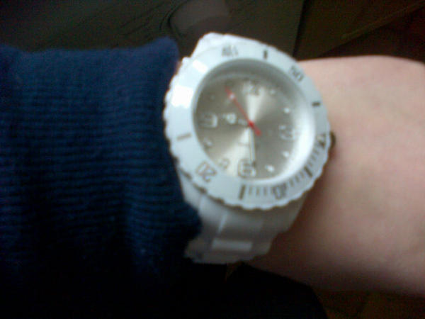 Shannonn1890's tweet image. Yes! My watch came #YesDat Looking swag;-) #MK1swag You like @Charlie_MK1 ?&amp;lt;3