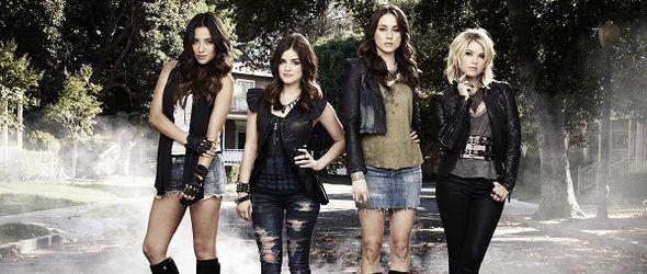 2BlackGeeks's tweet image. Filming our last #PrettyLittleLiars epic #fashion rant of 2012 this afternoon. More #MandiLine genius and 2BG humor :)