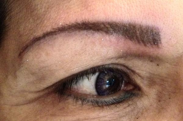InfiniteBeautyB's tweet image. Neutralized old pigment, softened look by implanting individual hairstrokes #correctivecolor #permanenteyebrows