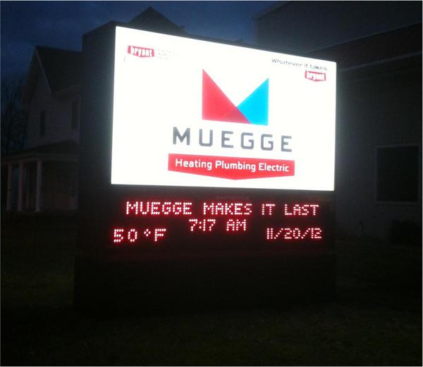 SignaramaINDY's tweet image. RECENT PROJECT: Muegge Message Center Sign #illuminatedsigns #messagecenters #muegge #greenfieldindiana
