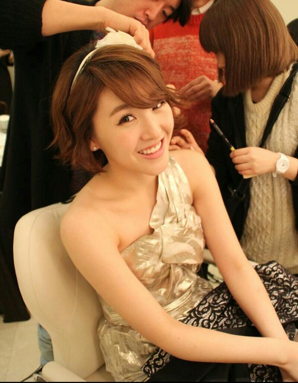 오랜만이예요!
어제함께해준 동기,친구,선배후배님들
고맙습니다 
기념으로 사진한장 ^^
잘다녀올께요~!