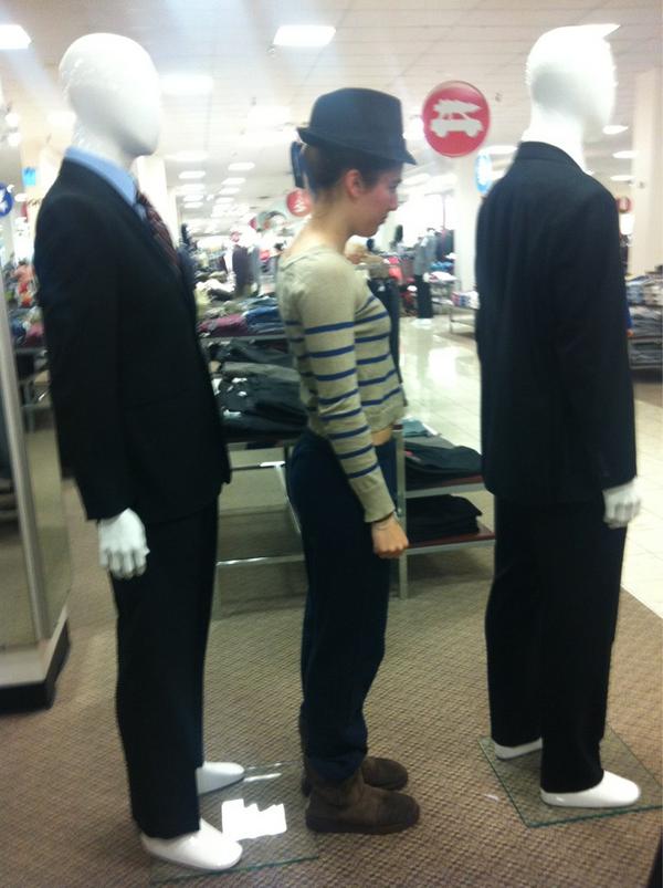 younganniedoe's tweet image. #mallproblems @jennyyda