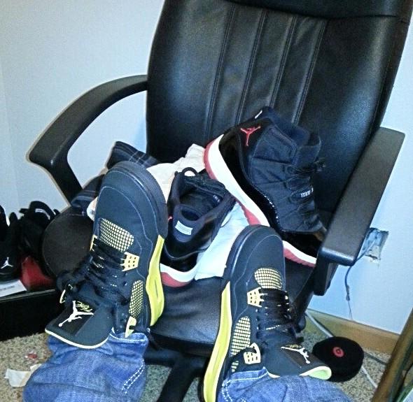 Hani_Folarin's tweet photo. @SuperSualdo merry Christmas buddy #bred #thunder #fwm http://t.co/AnLuLJ7L