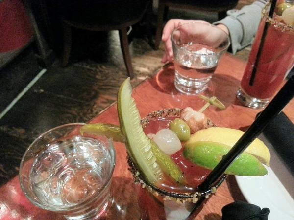 danmillerdan's tweet photo. @SquashToews @LLstra @SamTeHennepe @thevault in Cloverdale http://t.co/2Os9I0Dl
