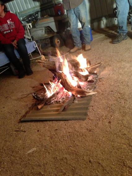 lolaa1507's tweet image. Typical Mexicans. #outsidefire #feelslikemexico :) lol #goodtimes
