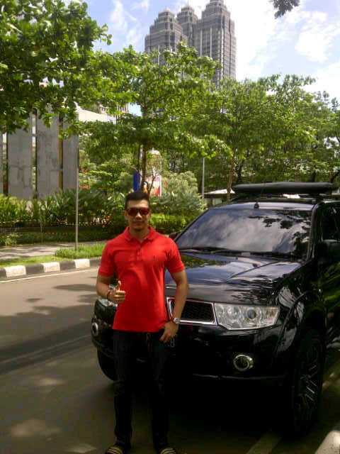 FemmyRauf's tweet photo. Le o le o le o heii  kuberlari pakai hati, tak berhenti sampai mati aku muda bisa #agnezmo http://t.co/0zMXK1LF