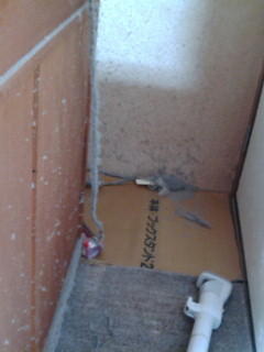 40kHz's tweet photo. 掃除をしててやる気をなくす瞬間 http://t.co/9f0wo8KT