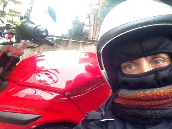 ho capito perchè oggi non c'era nessuno in giro in moto: fa' un freddo becco!