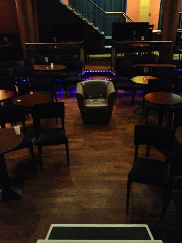 cubecheat's tweet photo. The director's chair. My chair! http://t.co/tu4xYAD6 http://t.co/1YFg7t7f
