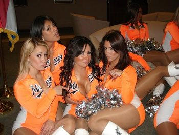 JerseyGemz's tweet photo. Some of the #Hottest girls in the major league #MLB #Sexy #GEM #Florida http://t.co/2NT37CYT