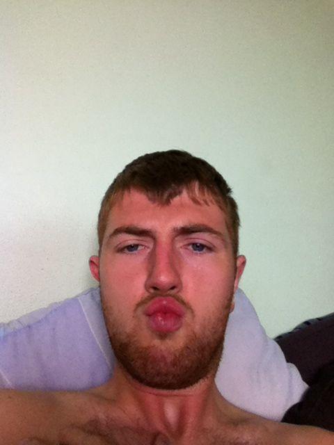 Please RT if u think this kid is really good looking!! #hmmmmee