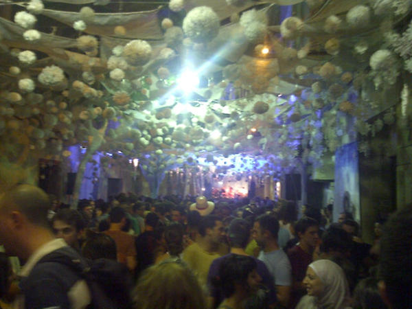 Pumocat's tweet image. Carrer Joan Blanques #oleells #FMGràcia