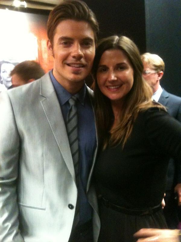 new_magazine's tweet photo. @new_magazine's @lisajarvo with Josh Henderson - Dallas humk. He's single and loves Brit girls. Woop! #DallasLaunch http://t.co/y1HK4xQ4