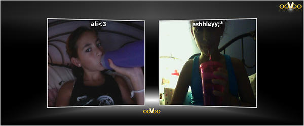 Sccrgrltoo's tweet photo. this is what we do at 1;30am! http://t.co/RtVFKbk4