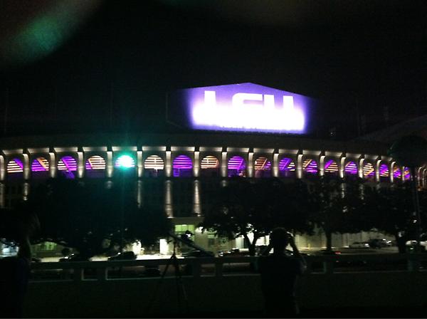 herbvincent's tweet photo. @LSUTigerStadium like it's never looked before. Testing lights tonight at Death Valley. http://t.co/YqkTYC8I