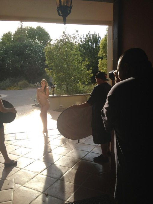 More BTS: @NicoleRileyMFC with assistant @quickstylephoto Photo credit: @gabelopezcomedy http://t.co<a class="tags" target="_blank" title="On Twitter" href="/?out=eyJ0eXAiOiJKV1QiLCJhbGciOiJIUzUxMiJ9.eyJpYXQiOjE3MjM5MjY5MjUsImlzcyI6InR3cG9ybnN0YXJzLmNvbSIsIm5iZiI6MTcyMzkyNjkyNSwiZXhwIjoxNzU1NDYyOTI1LCJyZWRpcmVjdF91cmwiOiJodHRwczovL3R3aXR0ZXIuY29tL05pY29sZVJpbGV5TUZDIn0.sapghFYabNGAWwL1ukuuq4IVO5imwlqTUzc063P5kEpwjiy1Xh1h0OpCDhP0648UdCNViJoq1JULD70u6WbVug">@NicoleRileyMFC</a><a class="tags" target="_blank" title="On Twitter" href="/?out=eyJ0eXAiOiJKV1QiLCJhbGciOiJIUzUxMiJ9.eyJpYXQiOjE3MjM5MjY5MjUsImlzcyI6InR3cG9ybnN0YXJzLmNvbSIsIm5iZiI6MTcyMzkyNjkyNSwiZXhwIjoxNzU1NDYyOTI1LCJyZWRpcmVjdF91cmwiOiJodHRwczovL3R3aXR0ZXIuY29tL3F1aWNrc3R5bGVwaG90byJ9.hEKqw5tINxCvQgcsuE4qrMm6EeuMYabcSPjpU6U4PjASSE7zw6dLBwkToIMY1a9ILZBCDxTOflIm73vW_APvkw">@quickstylephoto</a><a href="/tag/fitnessmotivation"class="tags"><span>#fitnessmotivation</span></a><a href="/tag/bootybuilding"class="tags"><span>#bootybuilding</span></a><a href="/tag/tattedchicks"class="tags"><span>#tattedchicks</span></a>