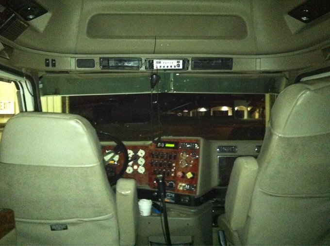 Watch Brett Moffitt's leaked NSFW photo on TwXstars