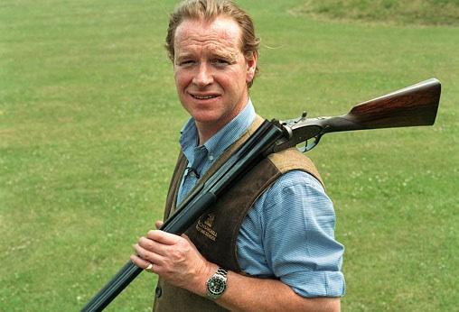 I hope for Prince Harry's sake his Dad sees his funny side of his Vegas pics. Doesn't look too happy here. #dirtyharry