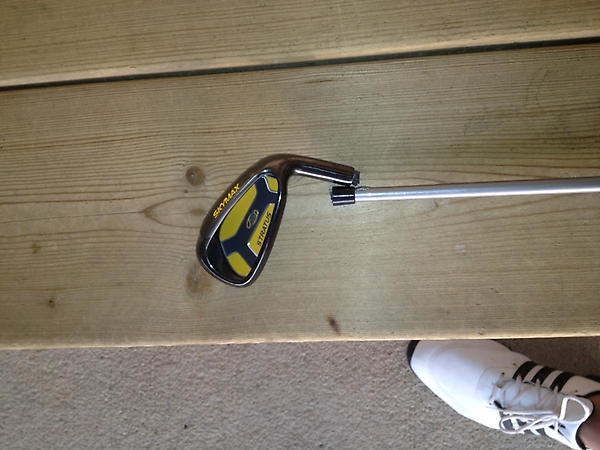 VerhoevenJeroen's tweet image. Vandaag 2x pittig getraind met @fcutrecht. Nu aan het afslaan op de driving range. #noclub! 2 #golfclubs al gesloopt.