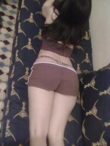 mroom666's tweet photo. مشتهيه فحلين ابي جماعي ويطولون مو على طول ينزلون بس مستحيل يصيرون مثل الغرب وضعيات كثيره و��طولون اما العرب على طول ينزل http://t.co/p8Q7NJ3b