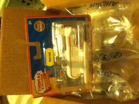 My son is going to love it. Thank you Frank! :) http://t.co/9gXGMTtU